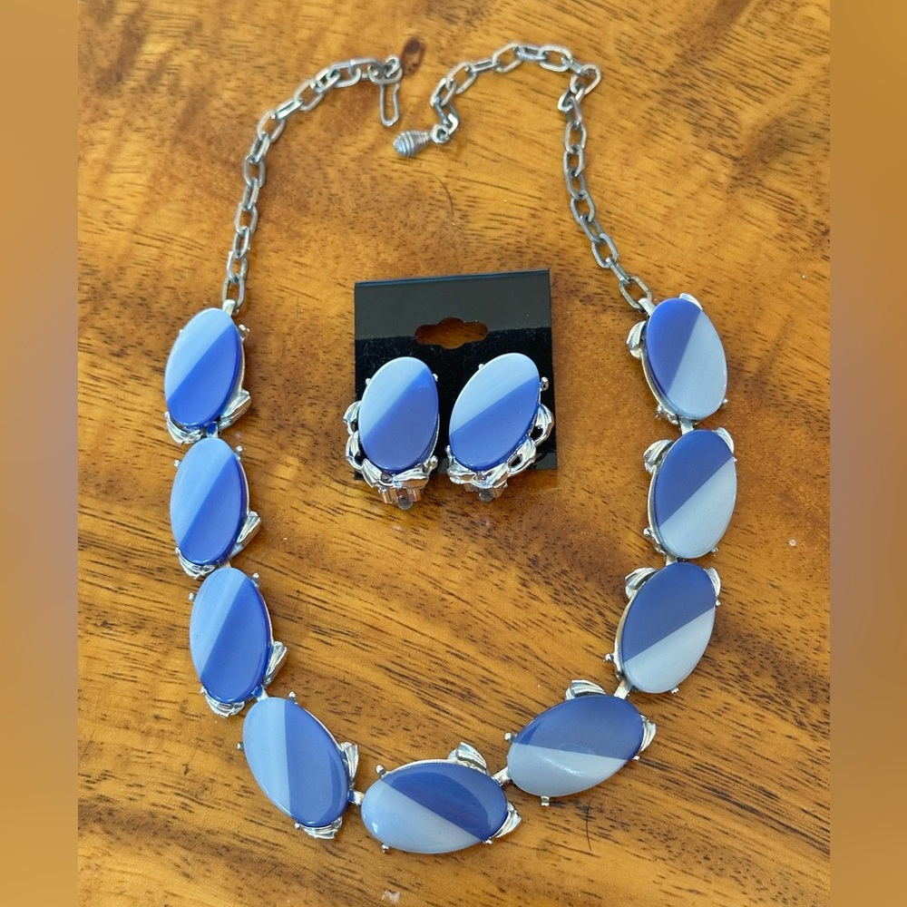 Vintage Blue and Silver Women's Jewelry Set Choker Necklace & Clip On Earrings